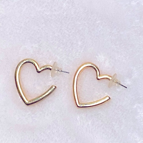 Chunky Heart Shaped Earrings Open Hoop Gold Toned Edgy Cute Fun - Picture 5 of 9